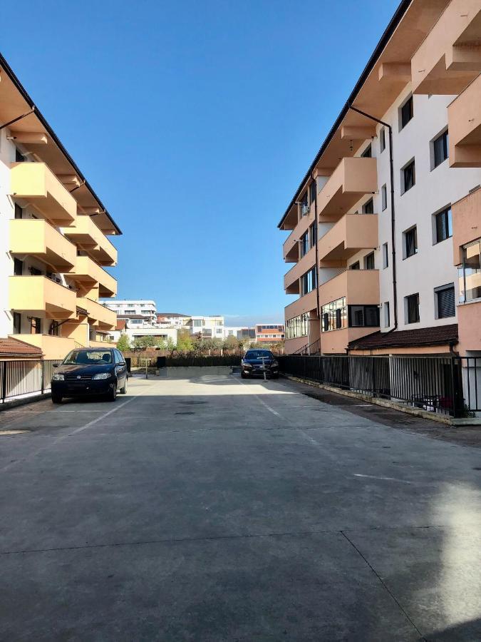 Garsoniera- Bulevard Dem Radulescu Ramnicu Valcea Bagian luar foto